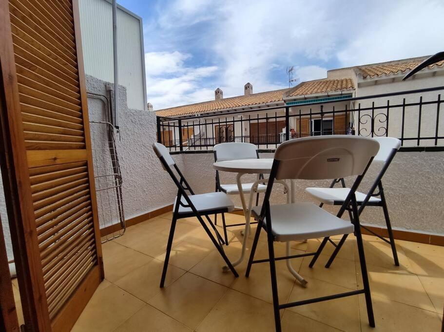 Apartamento Comodo A 300 Metros De La Playa Santa Pola Eksteriør billede