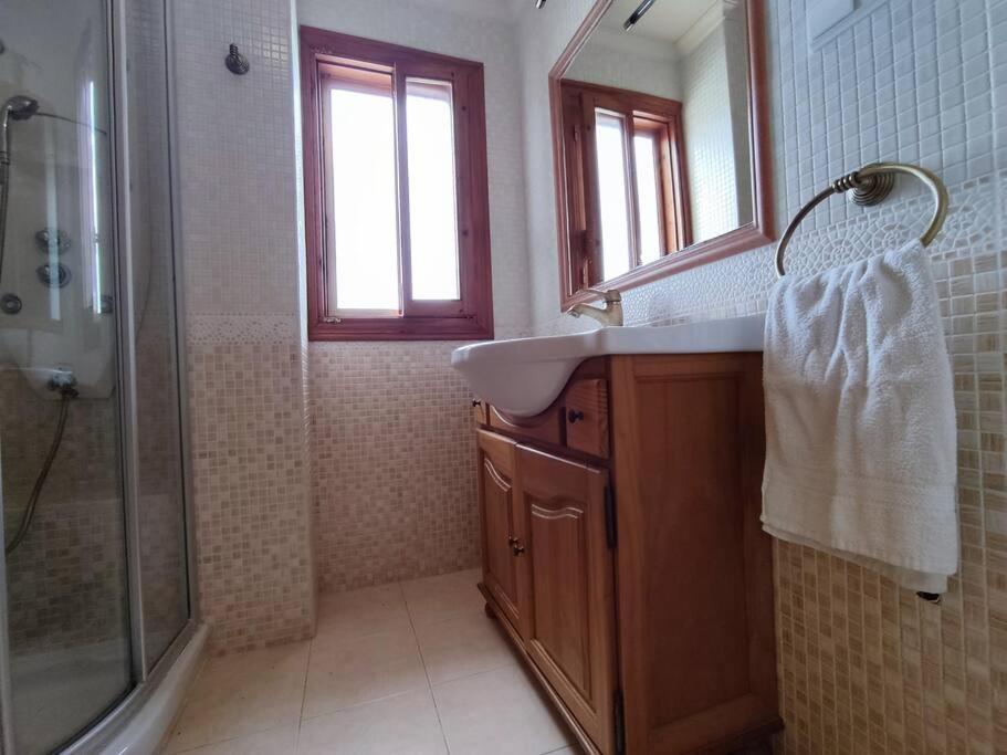 Apartamento Comodo A 300 Metros De La Playa Santa Pola Eksteriør billede