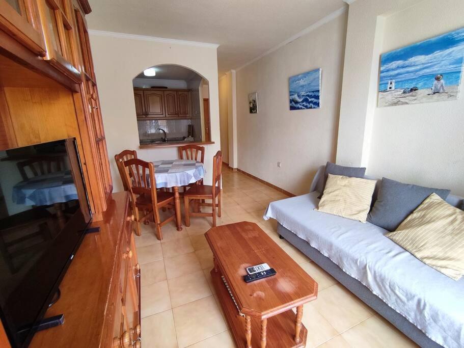 Apartamento Comodo A 300 Metros De La Playa Santa Pola Eksteriør billede